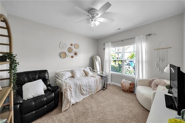 136 Bella DR, Chesapeake, VA 23322