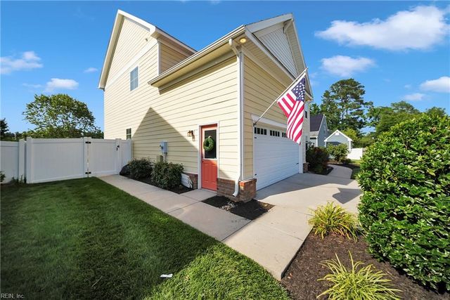 136 Bella DR, Chesapeake, VA 23322