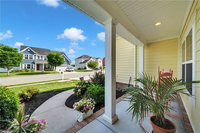 136 Bella DR, Chesapeake, VA 23322