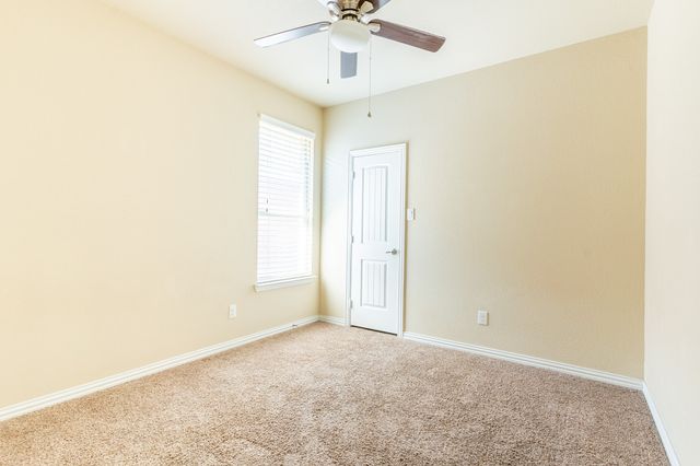 2943 Ladoga Drive, Grand Prairie, TX 75054