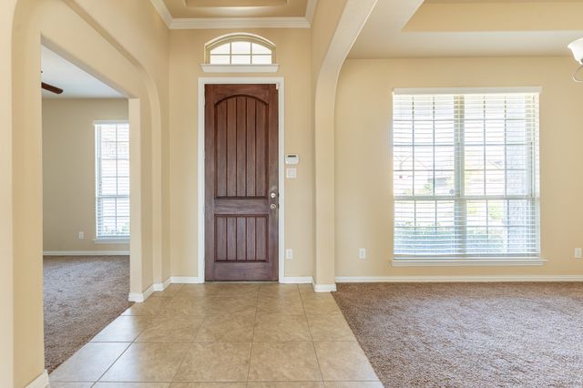 2943 Ladoga Drive, Grand Prairie, TX 75054