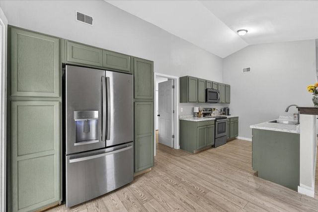 160 Mickler Drive, Ladson, SC 29456