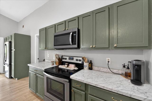 160 Mickler Drive, Ladson, SC 29456