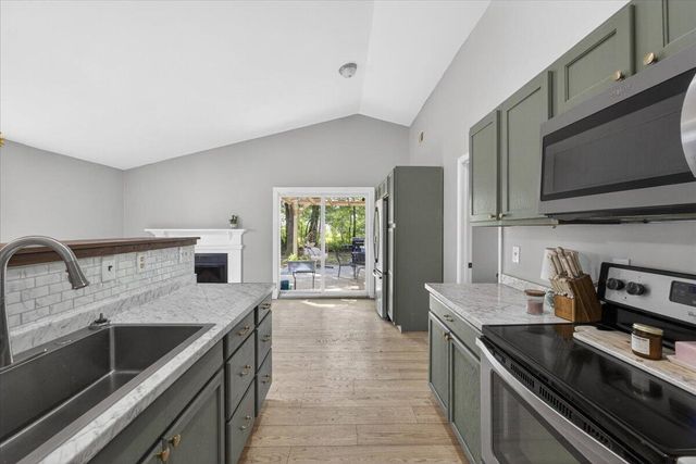 160 Mickler Drive, Ladson, SC 29456