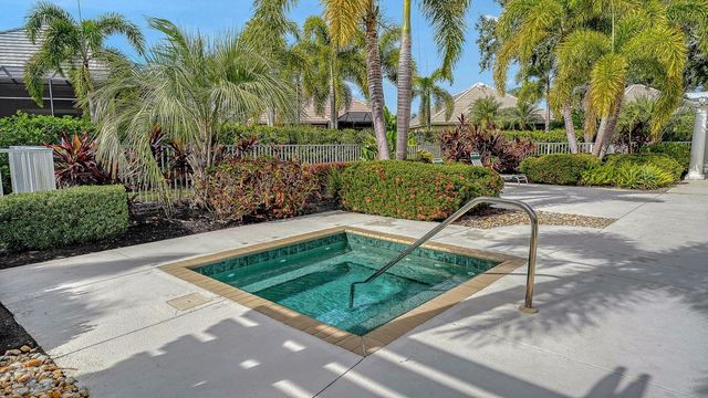 7823 HERITAGE CLASSIC COURT, Lakewood Ranch, FL 34202