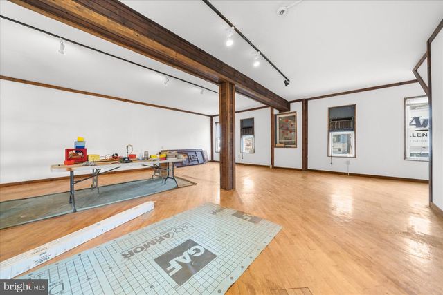 102 S RICHMOND ST, Fleetwood, PA 19522