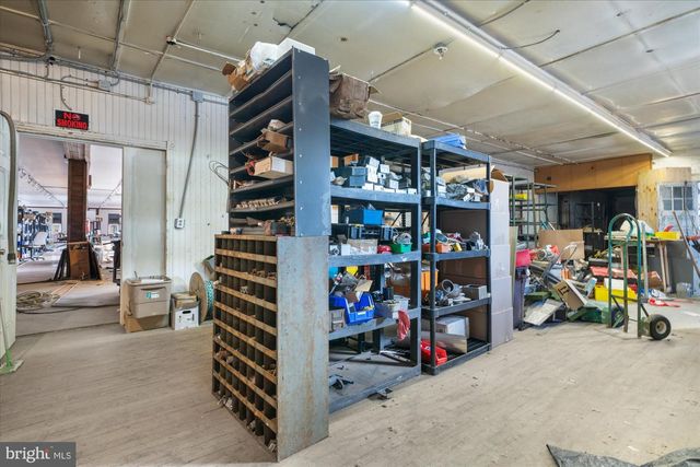 102 S RICHMOND ST, Fleetwood, PA 19522