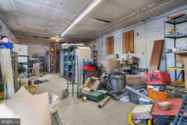 102 S RICHMOND ST, Fleetwood, PA 19522