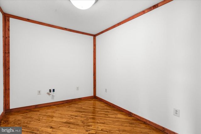 102 S RICHMOND ST, Fleetwood, PA 19522