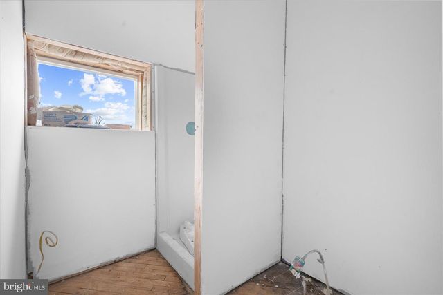 102 S RICHMOND ST, Fleetwood, PA 19522