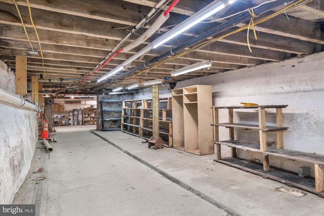 102 S RICHMOND ST, Fleetwood, PA 19522