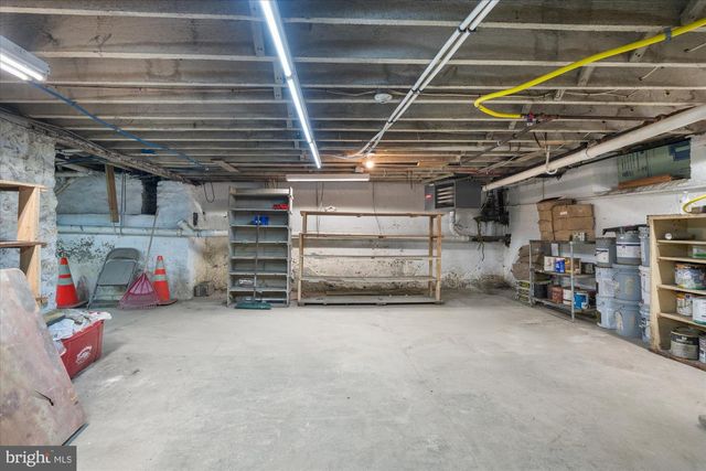 102 S RICHMOND ST, Fleetwood, PA 19522