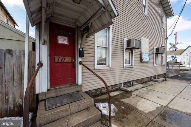 102 S RICHMOND ST, Fleetwood, PA 19522