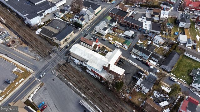 102 S RICHMOND ST, Fleetwood, PA 19522