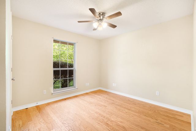 239 Deer Valley Drive, Powderly, TX 75473