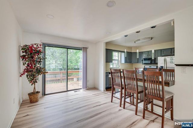 503 Timber Oaks Road 503, Edison, NJ 08820