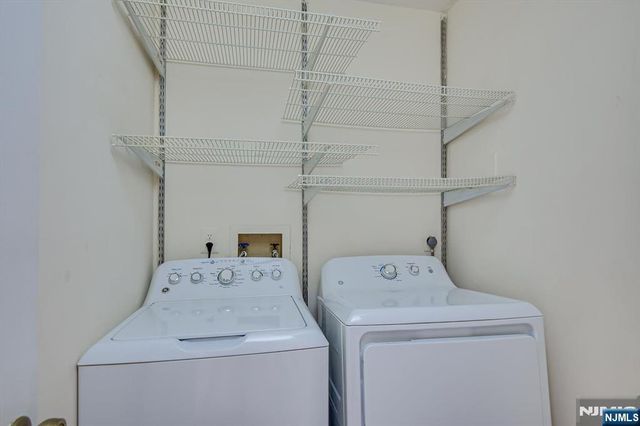 503 Timber Oaks Road 503, Edison, NJ 08820