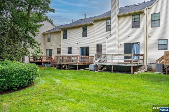 503 Timber Oaks Road 503, Edison, NJ 08820