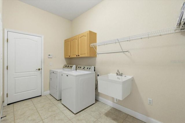 5646 HILLVIEW COURT, Lakeland, FL 33810