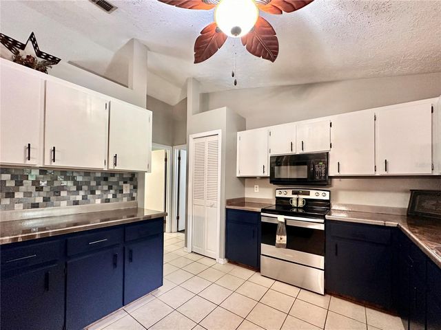 4251 NE 138TH PLACE, Anthony, FL 32617
