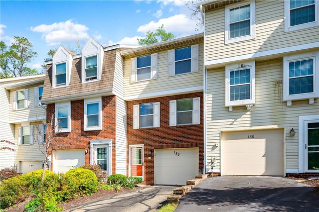 153 Rossmor Ct, Ross Twp, PA 15229