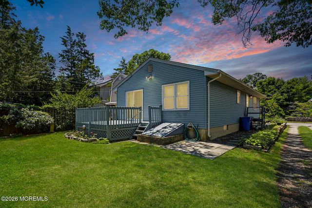 104 Laurel Avenue, Island Heights, NJ 08732