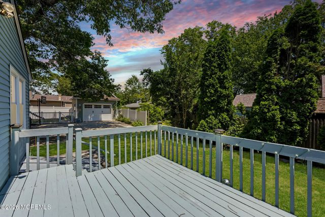104 Laurel Avenue, Island Heights, NJ 08732