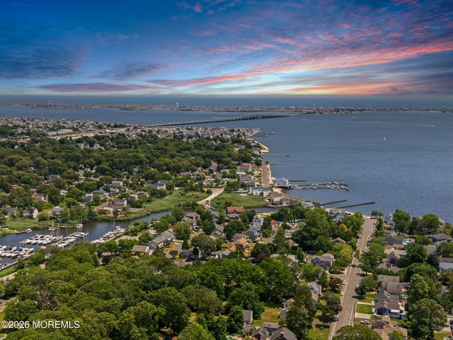 104 Laurel Avenue, Island Heights, NJ 08732
