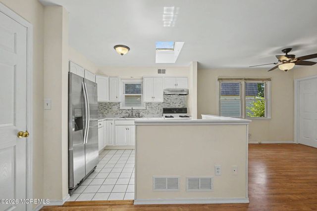104 Laurel Avenue, Island Heights, NJ 08732