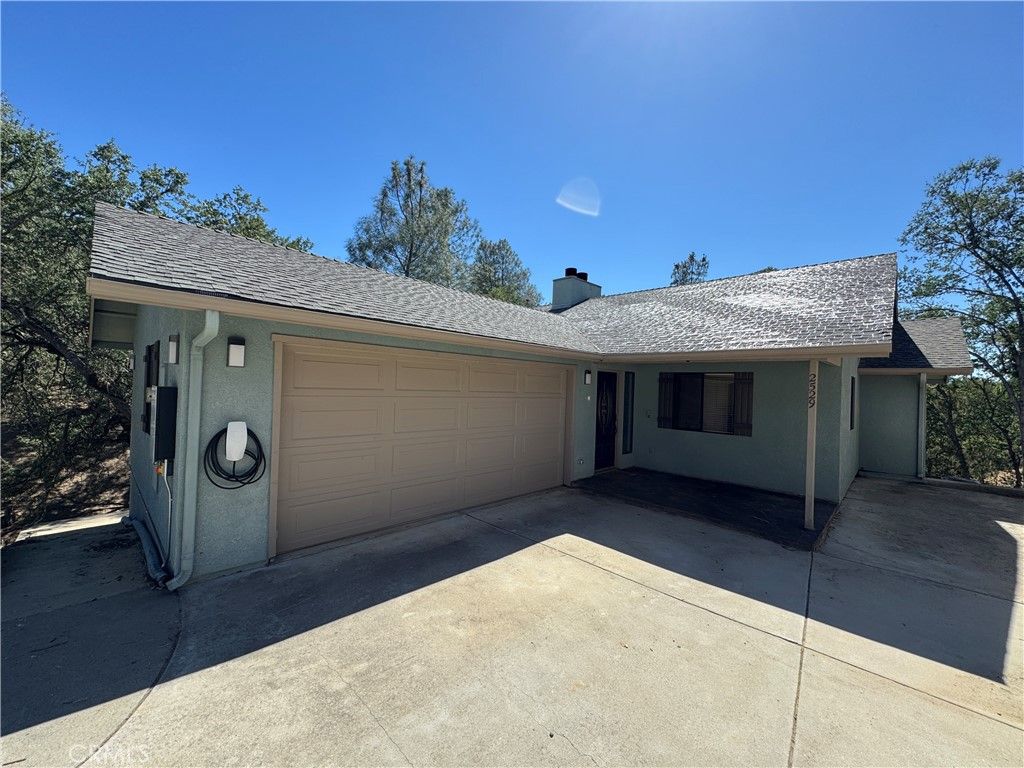 Image 3 of property listing at 2529 Captains, Bradley, CA 93426