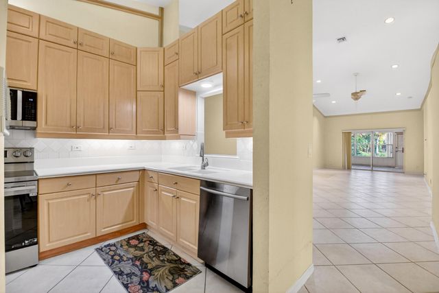 6100 Caladium Road, Delray Beach, FL 33484