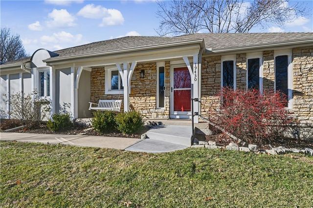 19430 Hardy Street, Stilwell, KS 66085