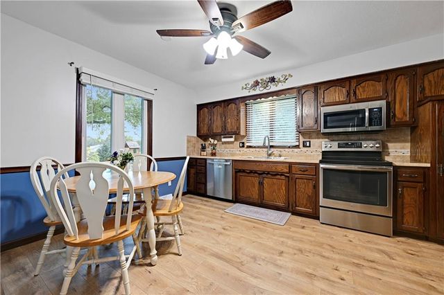 19430 Hardy Street, Stilwell, KS 66085