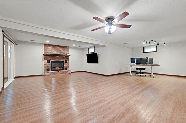 19430 Hardy Street, Stilwell, KS 66085