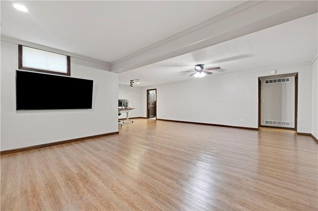 19430 Hardy Street, Stilwell, KS 66085