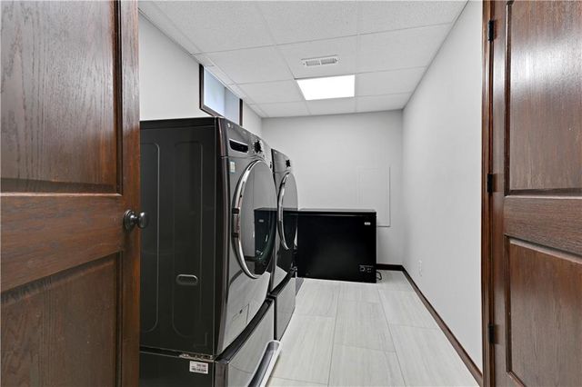 19430 Hardy Street, Stilwell, KS 66085