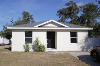 1302 E ANNIE STREET, Tampa, FL 33612