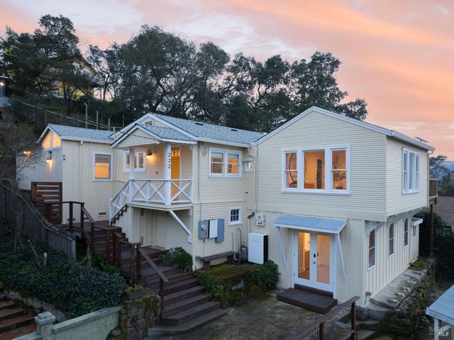 232 Sunnyside Ave, Sonoma, CA 95476