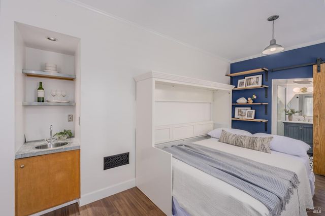 232 Sunnyside Ave, Sonoma, CA 95476