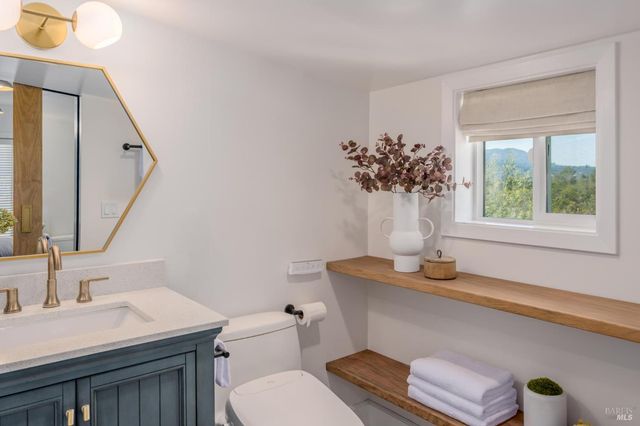 232 Sunnyside Ave, Sonoma, CA 95476