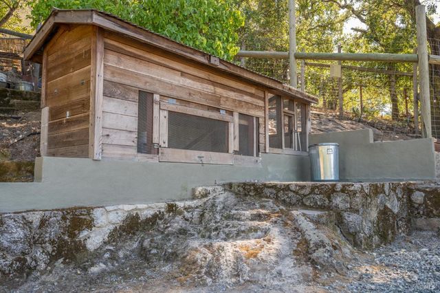 232 Sunnyside Ave, Sonoma, CA 95476