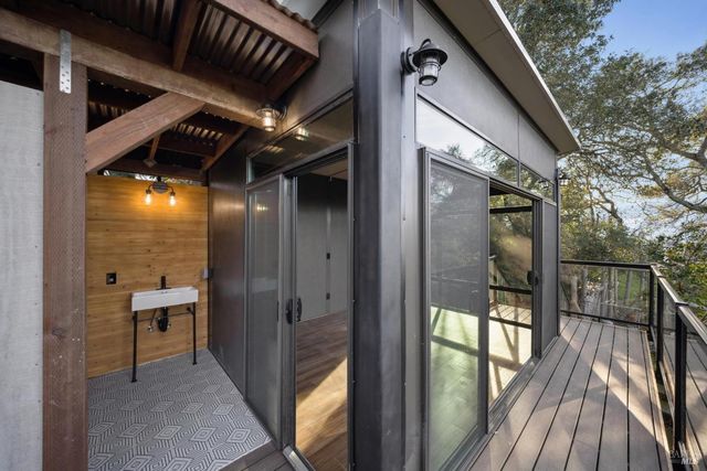 232 Sunnyside Ave, Sonoma, CA 95476