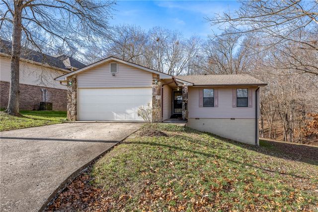 3 Holt Lane, Bella Vista, AR 72715