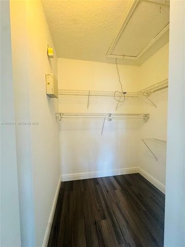 3390 NE 10th St 201, Homestead, FL 33033