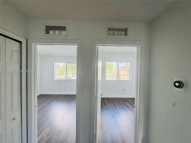 3390 NE 10th St 201, Homestead, FL 33033