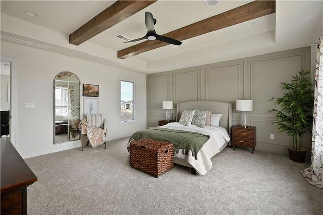 205 NW Lovins Drive, Lee's Summit, MO 64081