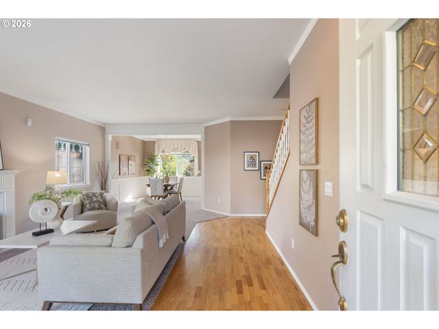 8712 Sw WAKKILA Ter, Beaverton, OR 97007