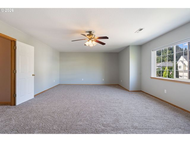 8712 Sw WAKKILA Ter, Beaverton, OR 97007