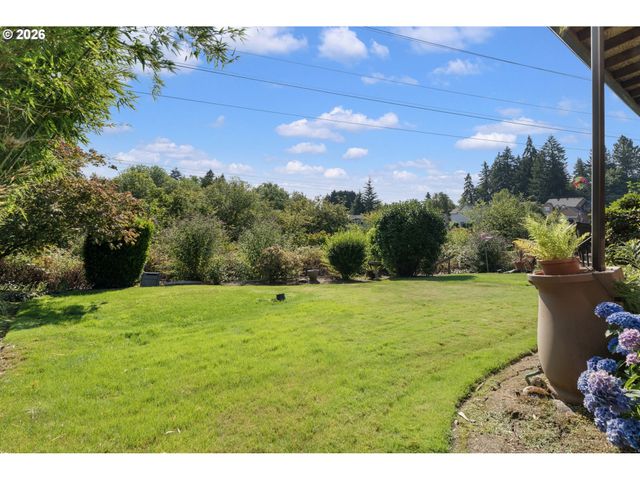 8712 Sw WAKKILA Ter, Beaverton, OR 97007