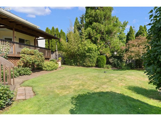 8712 Sw WAKKILA Ter, Beaverton, OR 97007
